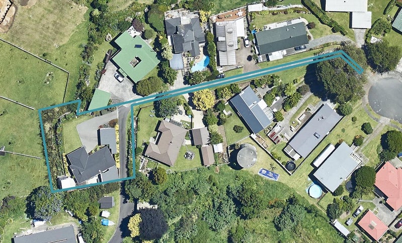 74 The Drive, Brookfield, Tauranga - Carousel 1