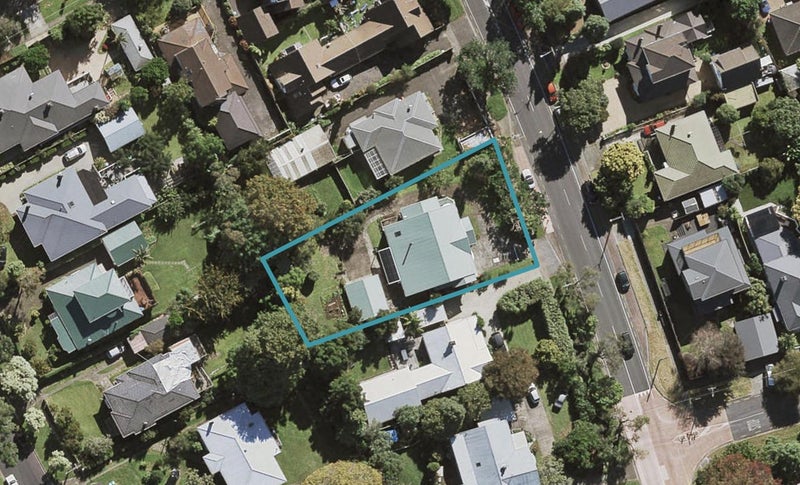 42 Wheturangi Road, Greenlane, Auckland - Carousel 1