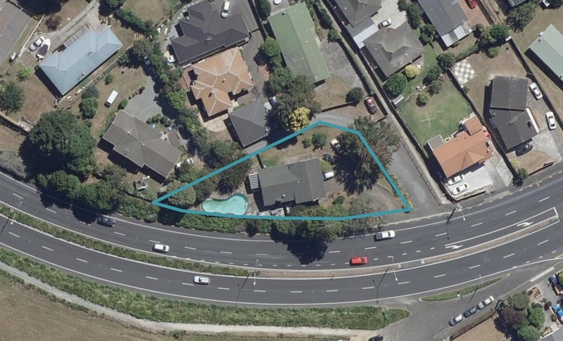 301 Cobham Drive, Hillcrest, Hamilton - Carousel 1