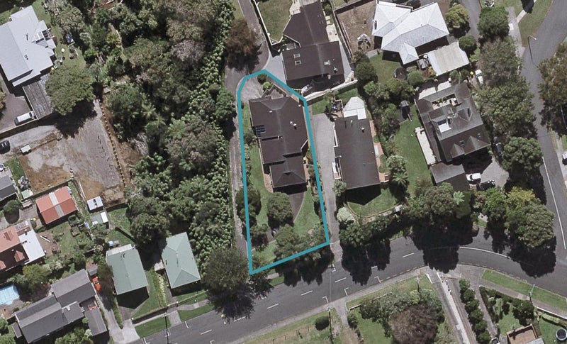 7 Rimu Street, Strandon, New Plymouth - Carousel 1