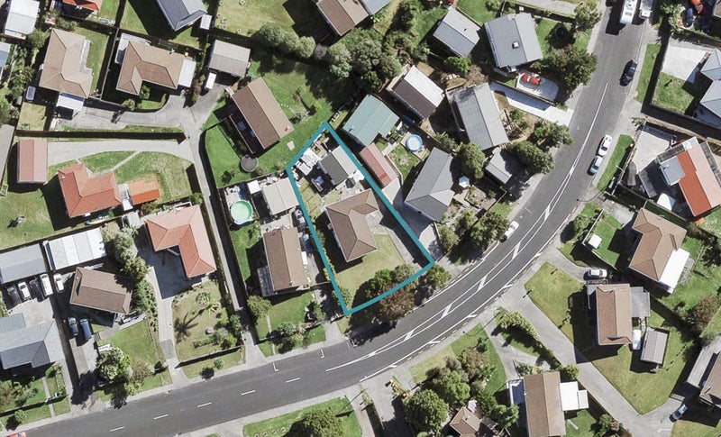 61 Sunvue Road, Glen Eden, Auckland - Carousel 1