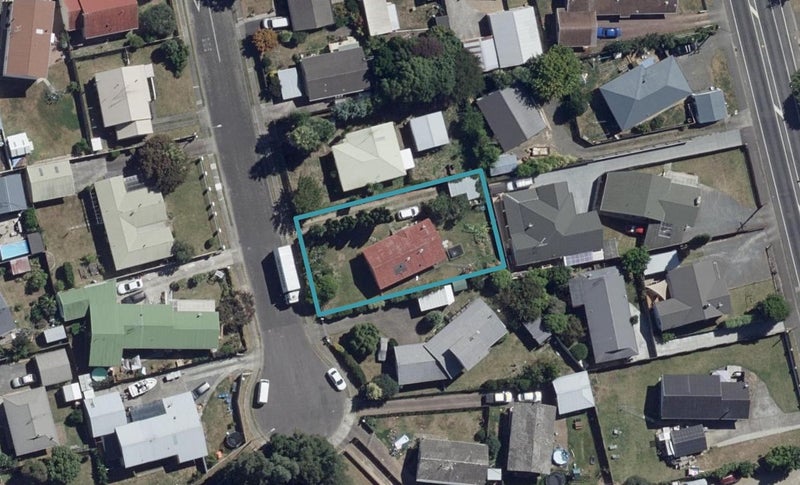 5 Grove Place, Dinsdale, Hamilton - Carousel 1
