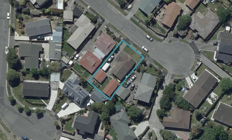 8 De Bloge Place, Burwood, Christchurch - Carousel 1
