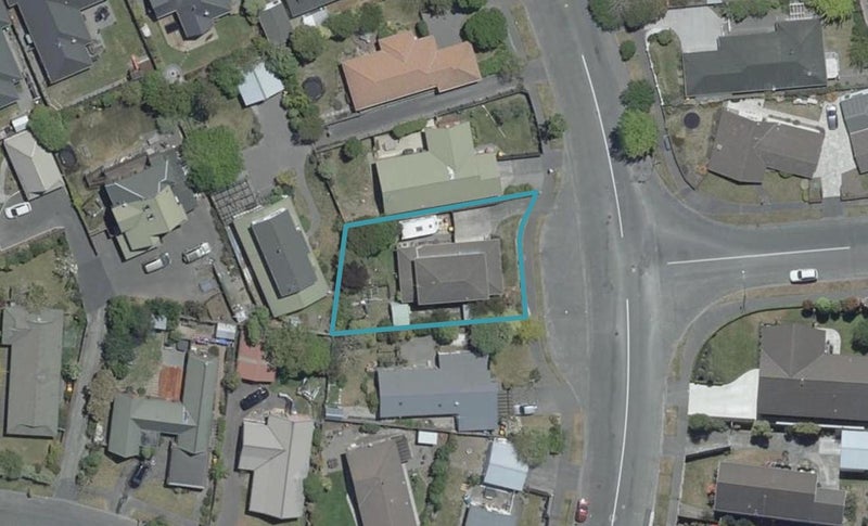 263 Queenspark Drive, Parklands, Christchurch - Carousel 1