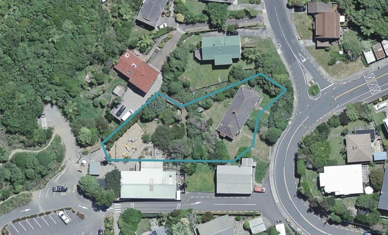 23 Sunshine Avenue, Karori, Wellington - Carousel 1