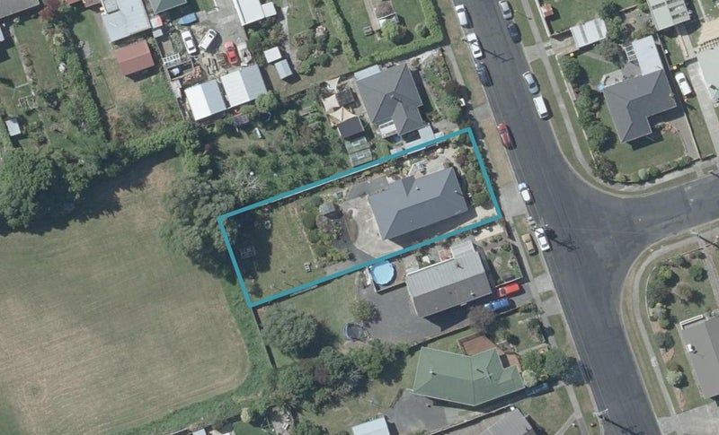 71 Viscount Road, Waldronville, Dunedin - Carousel 1