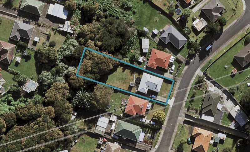 5 Kingsford Place, Otara, Auckland - Carousel 1