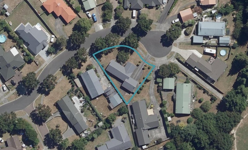 36 Meridian Place, Flagstaff, Hamilton - Carousel 1