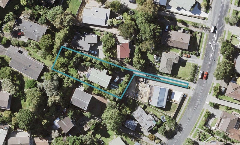 88 Oaktree Avenue, Browns Bay, Auckland - Carousel 1