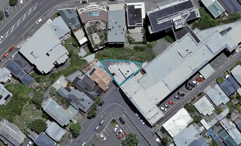 69 Roxburgh Street, Mount Victoria, Wellington - Carousel 1