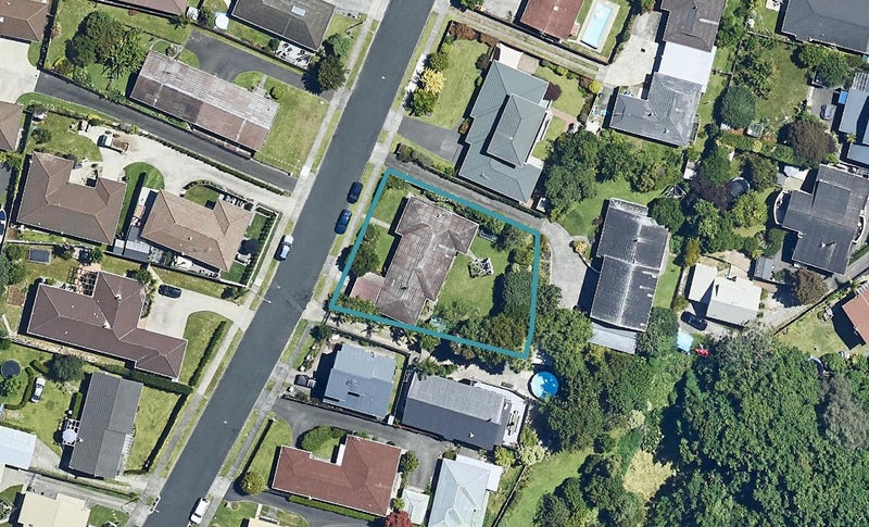 46 Ridge Street, Otumoetai, Tauranga - Carousel 1