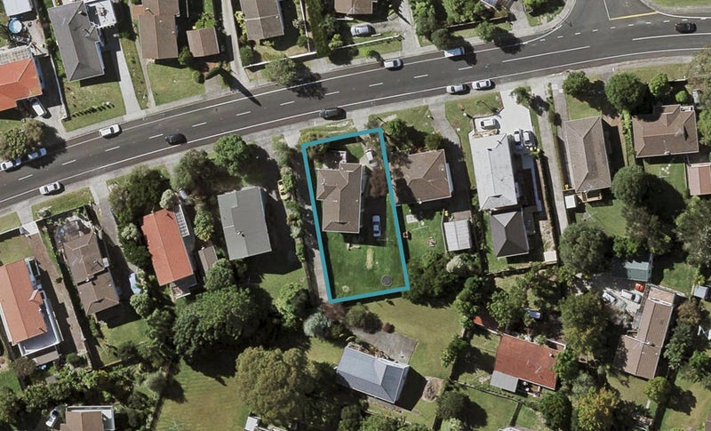 31 Trias Road, Totara Vale, Auckland - Carousel 1