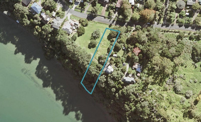 17 Ferry Road, Wade Heads, Whangaparāoa - Carousel 1