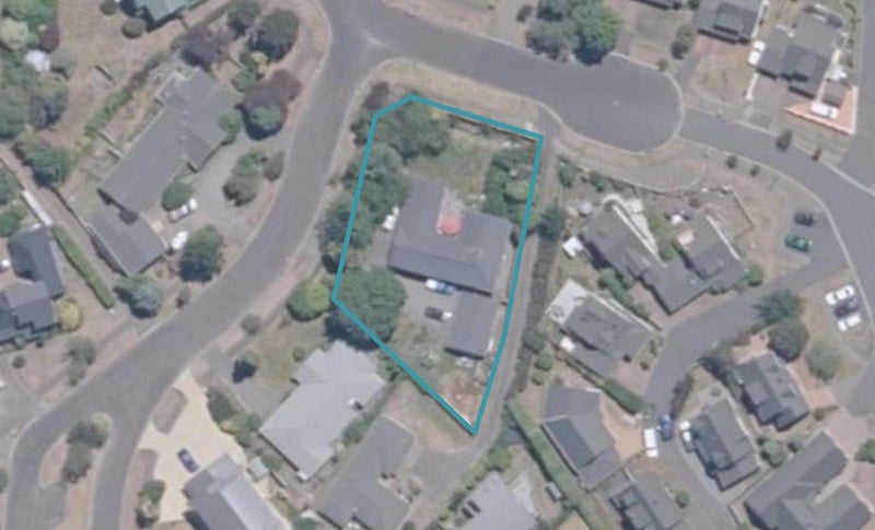 1 Belvedere Grove, Rangatira Park, Taupo - Carousel 1