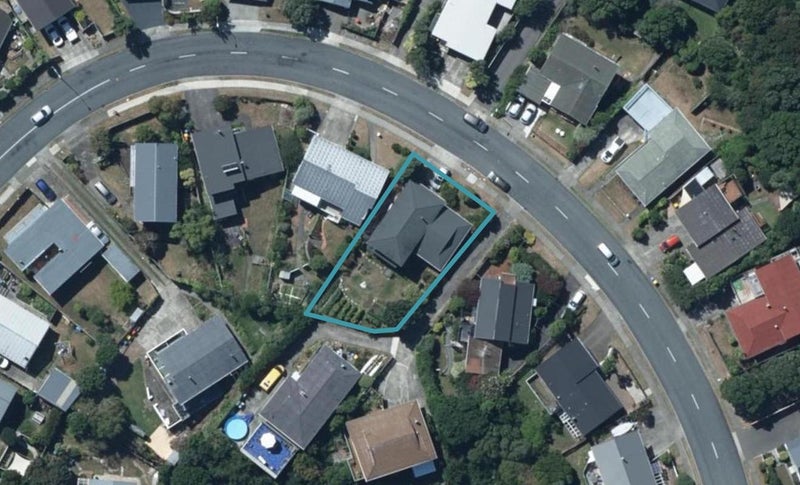 28 Eskdale Road, Papakowhai, Porirua - Carousel 1