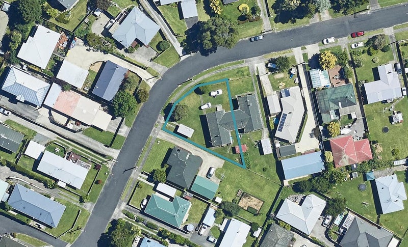 14B Linton Crescent, Matua, Tauranga - Carousel 1