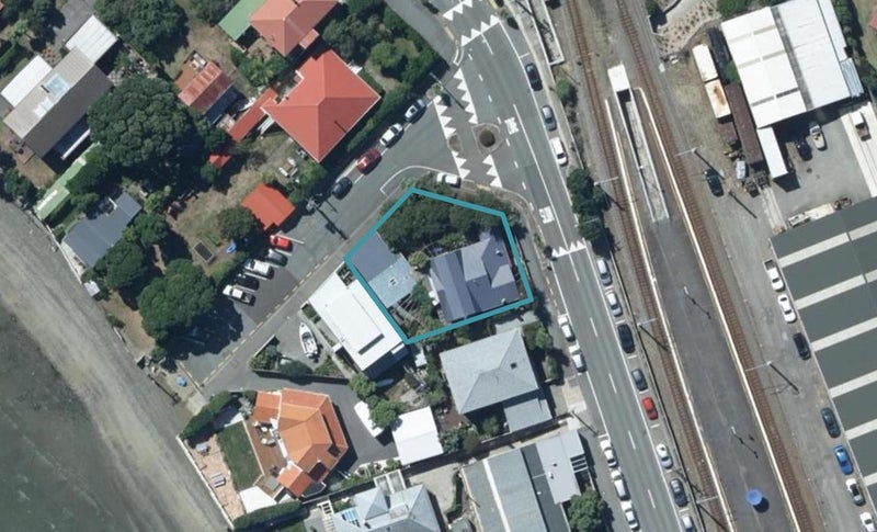 16 Steyne Avenue, Plimmerton, Porirua - Carousel 1