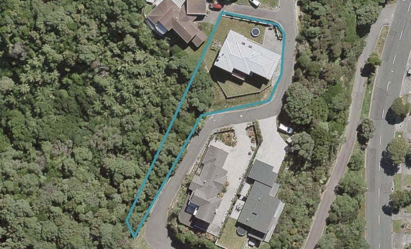 47 Dowse Drive, Maungaraki, Lower Hutt - Carousel 1