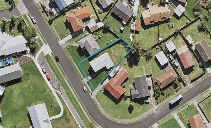 34 Calthorp Close, Favona, Auckland - Carousel 1