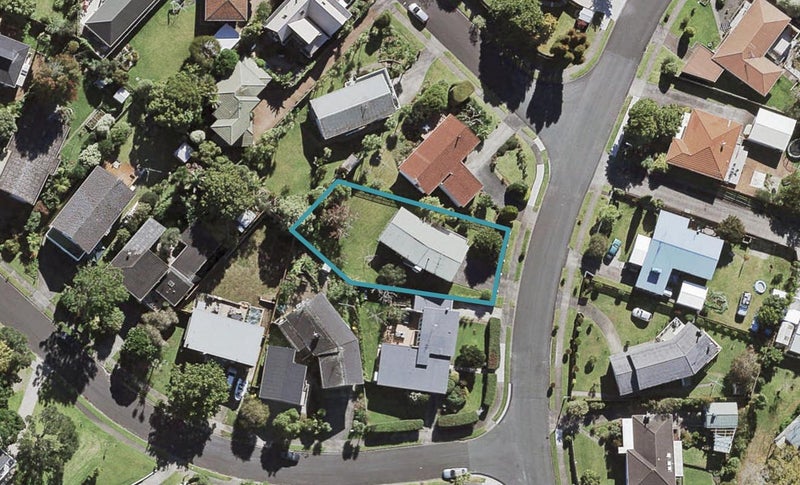 10 Betsland Crescent, Hillcrest, Auckland - Carousel 1