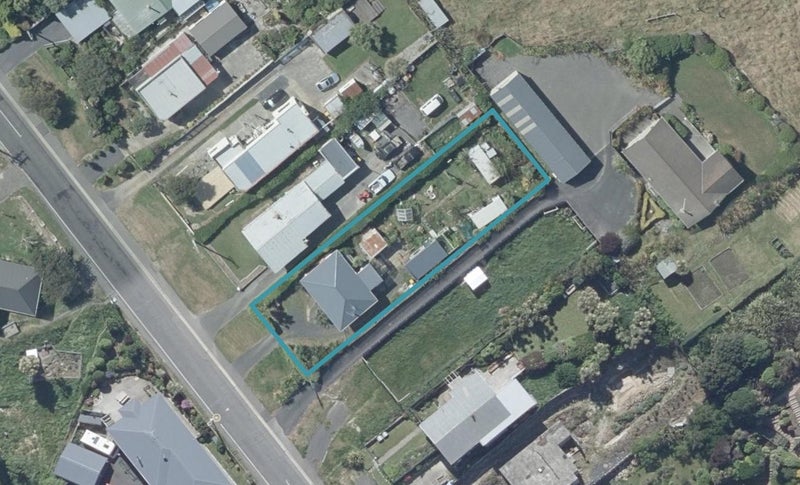 9 Scroggs Hill Road, Brighton, Dunedin - Carousel 1