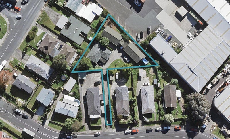 3/103 Hillside Road, Glenfield, Auckland - Carousel 1