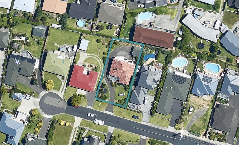 17 Tirinui Crest Road, Otumoetai, Tauranga - Carousel 1