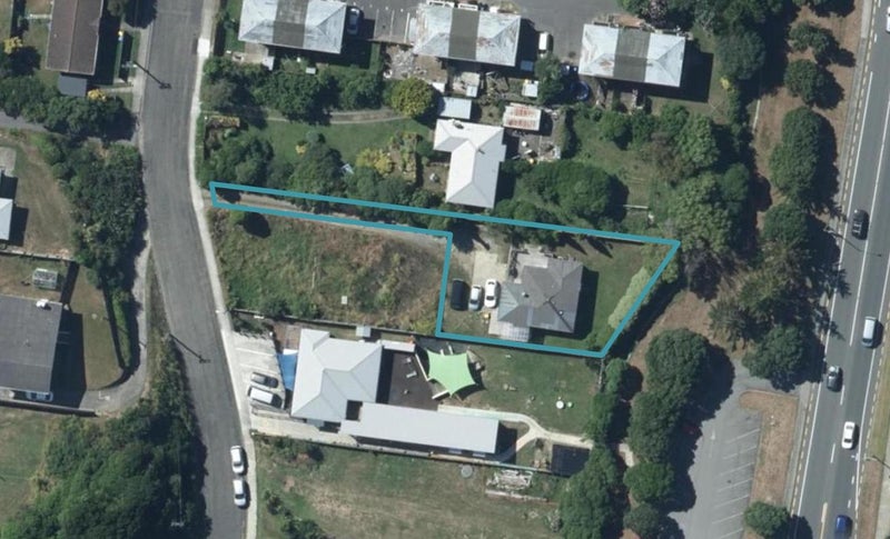 10A Ngatitoa Street, Takapuwahia, Porirua - Carousel 1