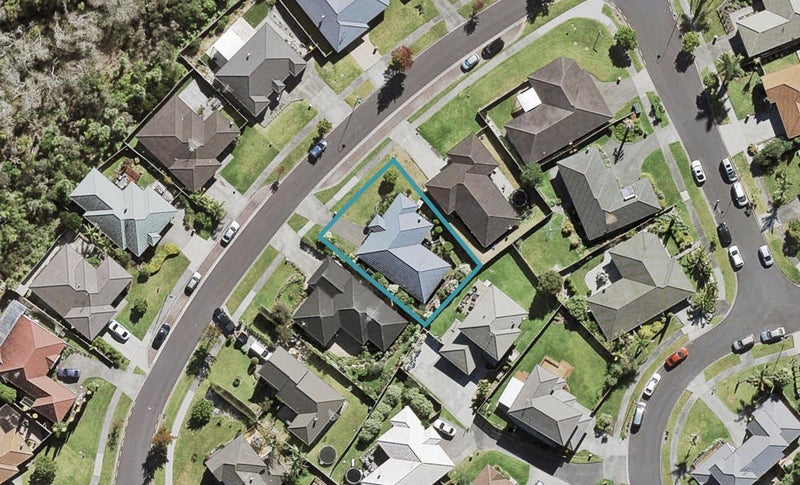 73 Bluebird Crescent, Unsworth Heights, Auckland - Carousel 1