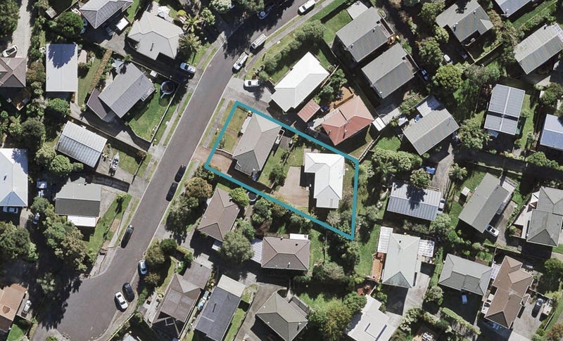 1/12 Heathglen Place, Bayview, Auckland - Carousel 1