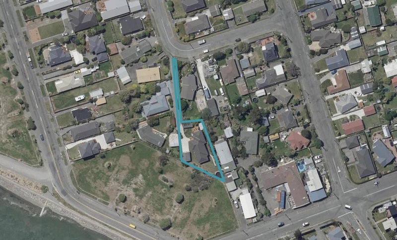 34 Malta Crescent, South New Brighton, Christchurch - Carousel 1