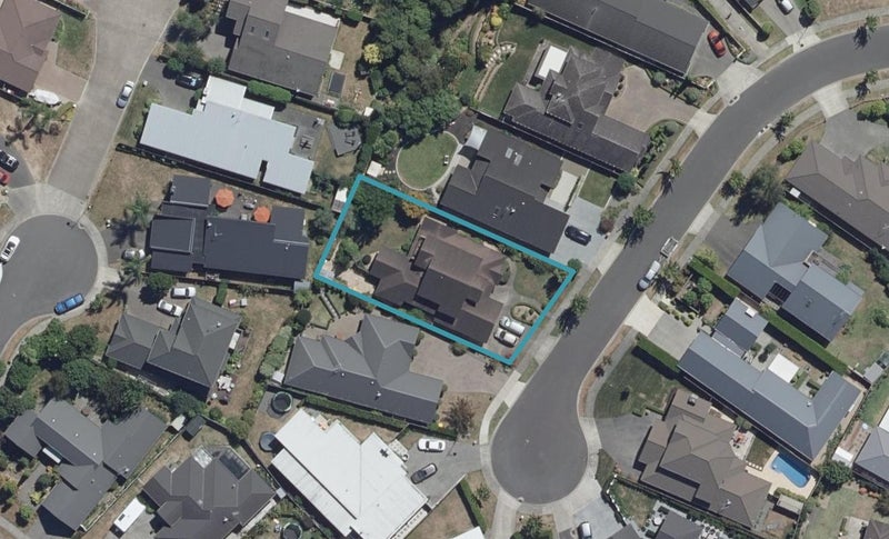 34 Winslow Court, Huntington, Hamilton - Carousel 1