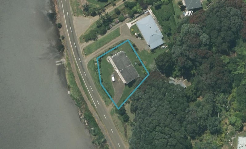 240 Ohiwa Harbour Road, Waiotahe, Opotiki - Carousel 1