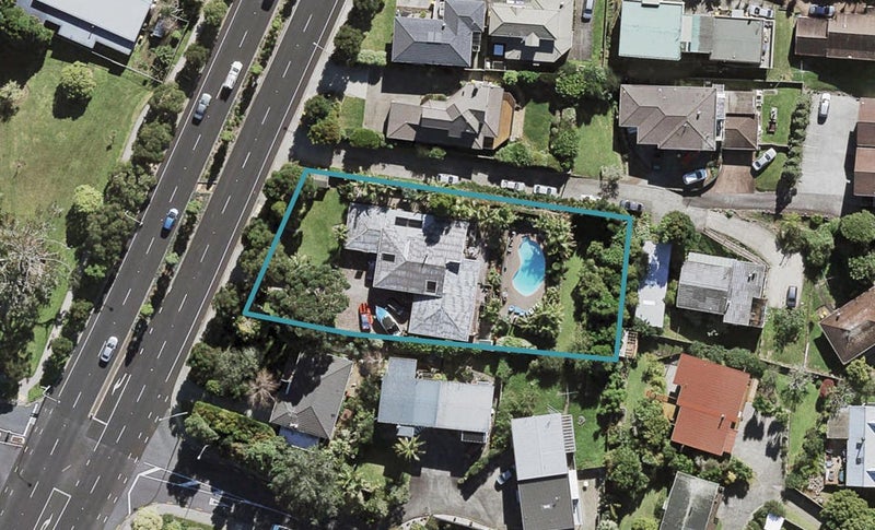 447 Glenfield Road, Glenfield, Auckland - Carousel 1