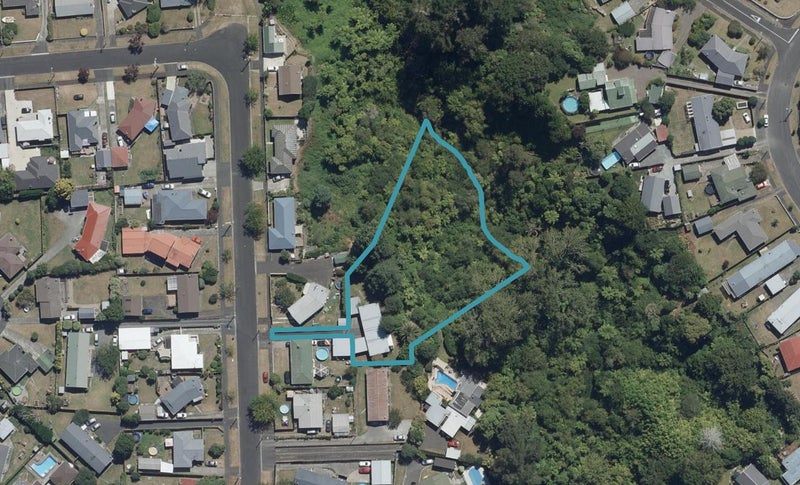108B Lewis Street, Glenview, Hamilton - Carousel 1
