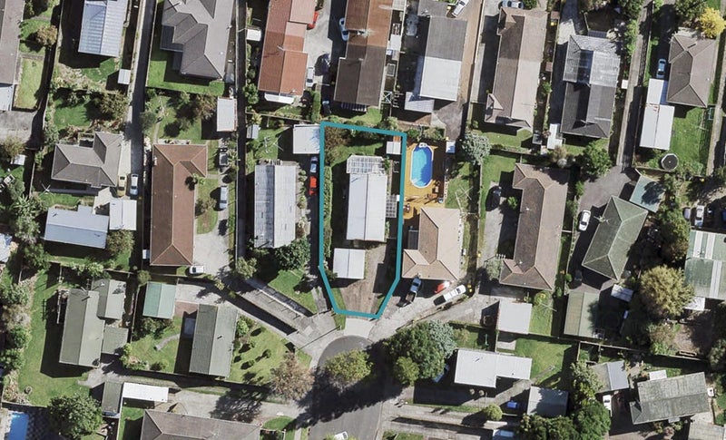 21 Suwyn Place, Weymouth, Auckland - Carousel 1