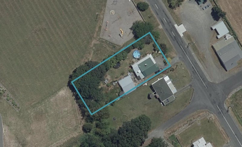 47 Willoughby Street, Halcombe, Feilding - Carousel 1