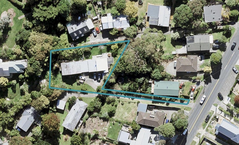 2/136 Deep Creek Road, Torbay, Auckland - Carousel 1