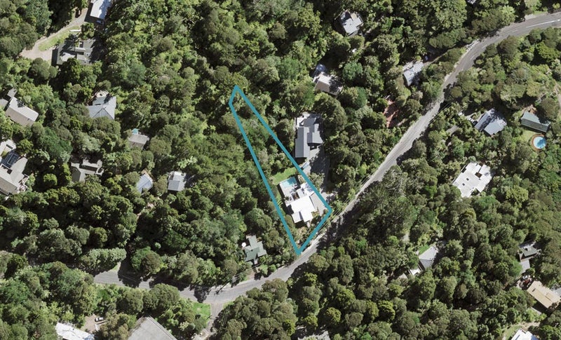 143 Konini Road, Titirangi, Auckland - Carousel 1