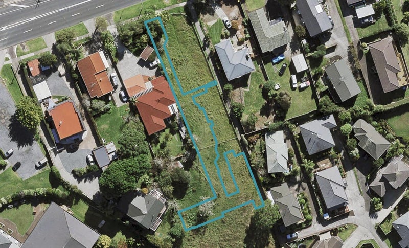10 Oki Place, Glenfield, Auckland - Carousel 1