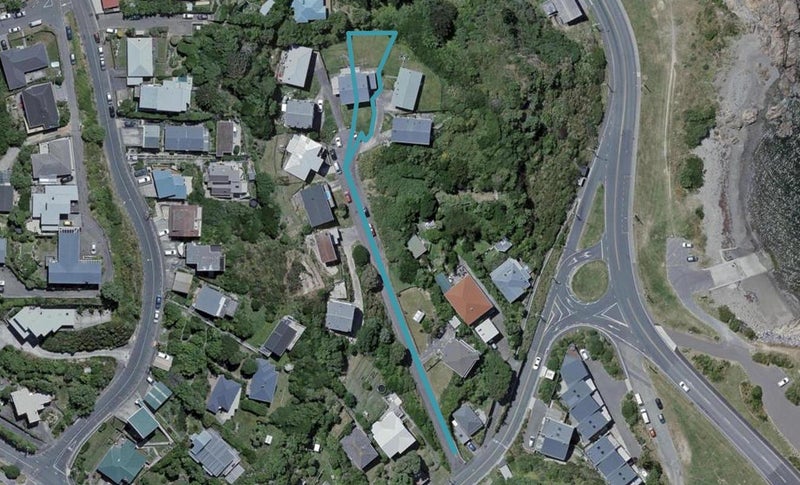 8 Waitaha Way, Houghton Bay, Wellington - Carousel 1