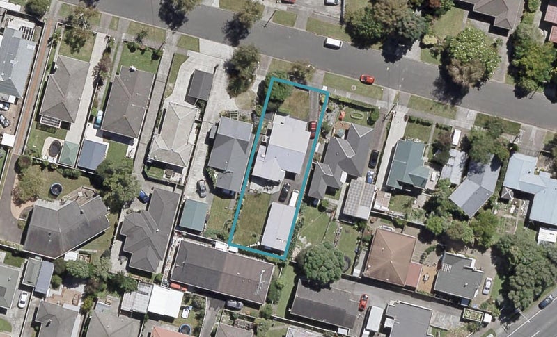 7 Garden Road, Avalon, Lower Hutt - Carousel 1