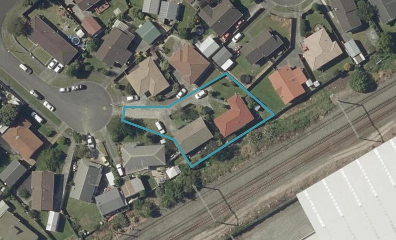 4 BEVAN PL, Cloverlea, Palmerston North  - Carousel 1