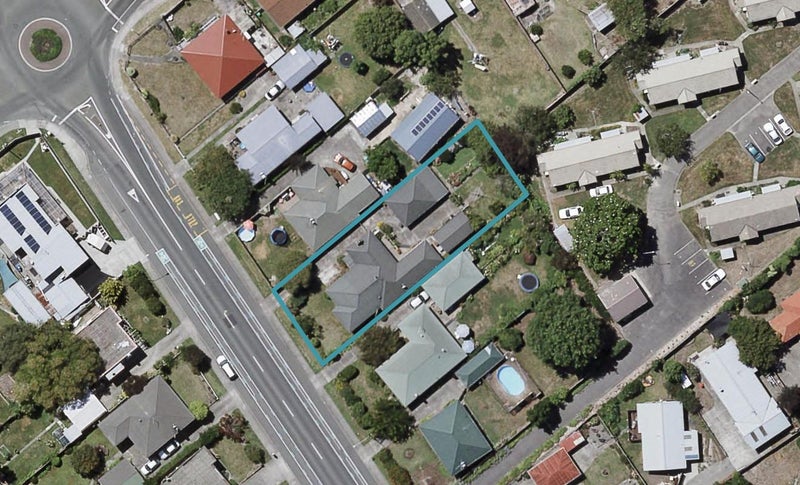 606 Grove Road, Mayfair, Hastings - Carousel 1