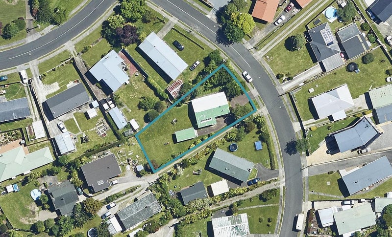 3 Bay Grove, Pukehangi, Rotorua - Carousel 1