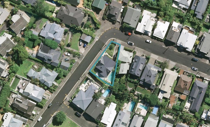 23 Seymour Street, Saint Marys Bay, Auckland - Carousel 1