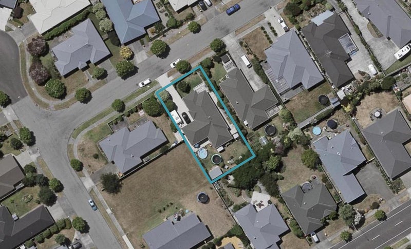 3 Leanne Way, Waikanae Beach, Waikanae - Carousel 1