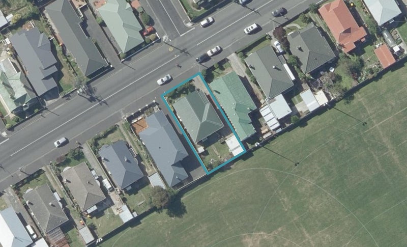 245 Macandrew Road, Forbury, Dunedin - Carousel 1