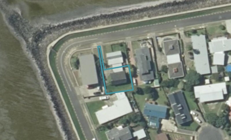 411B Fergusson Drive, Thames, Thames - Carousel 1