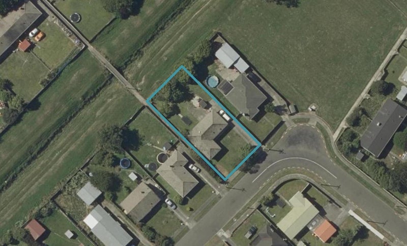 33 Wilson Crescent, Highbury, Palmerston North - Carousel 1